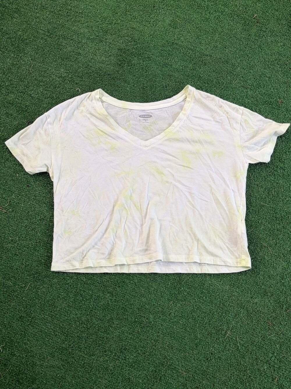 Old Navy Yellow and White Tie-Dye V-Neck Crop Tee
